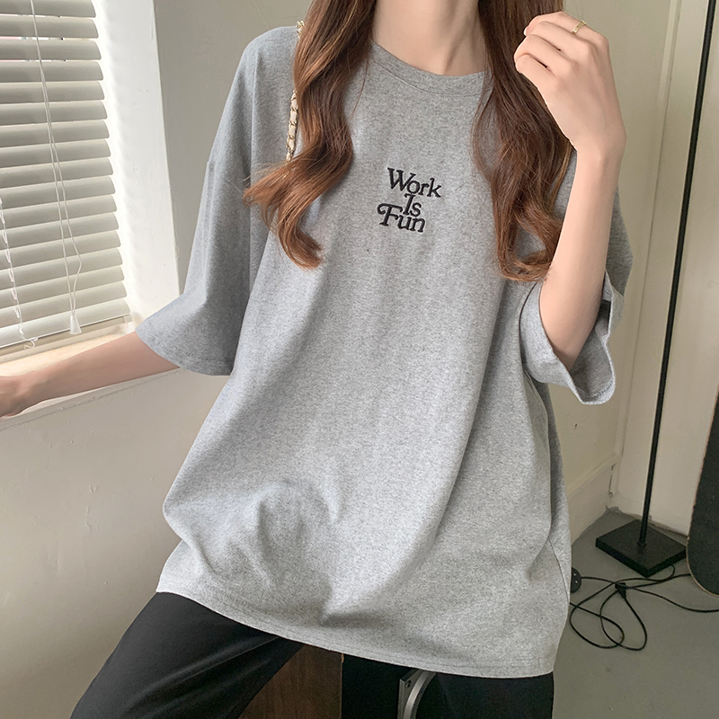 Real photo of 2021 summer loose medium length letter embroidered short sleeve T-shirt