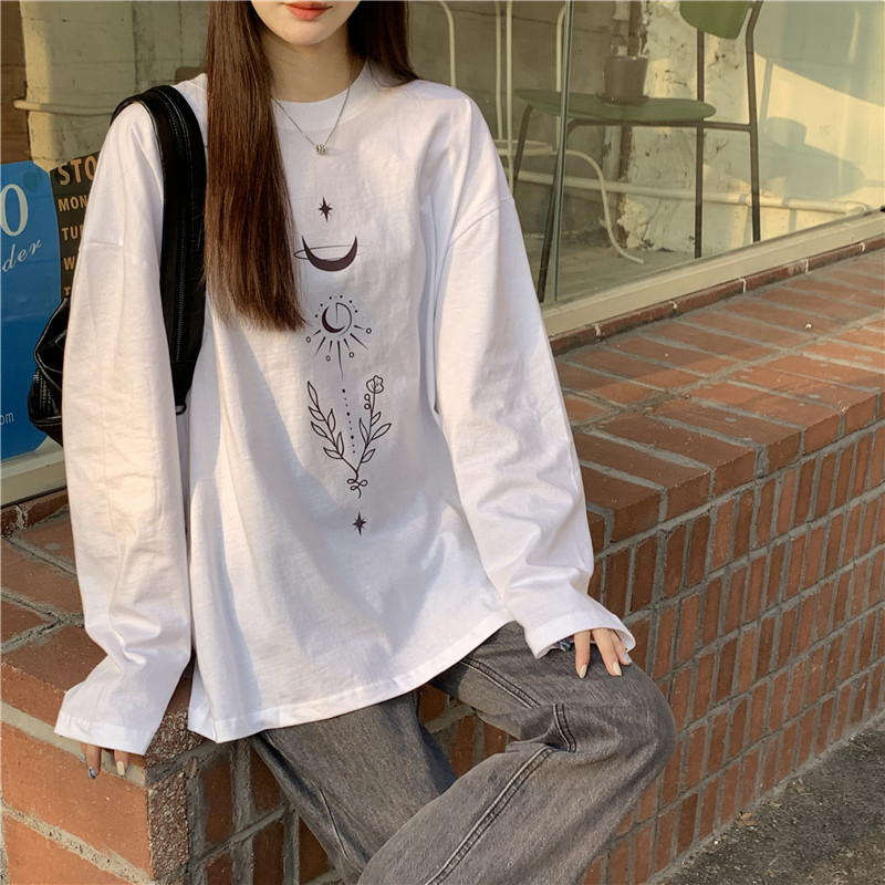 Real photo of 2021 spring and autumn long sleeve T-shirt, Hong Kong style, loose fashion top, women's fashion