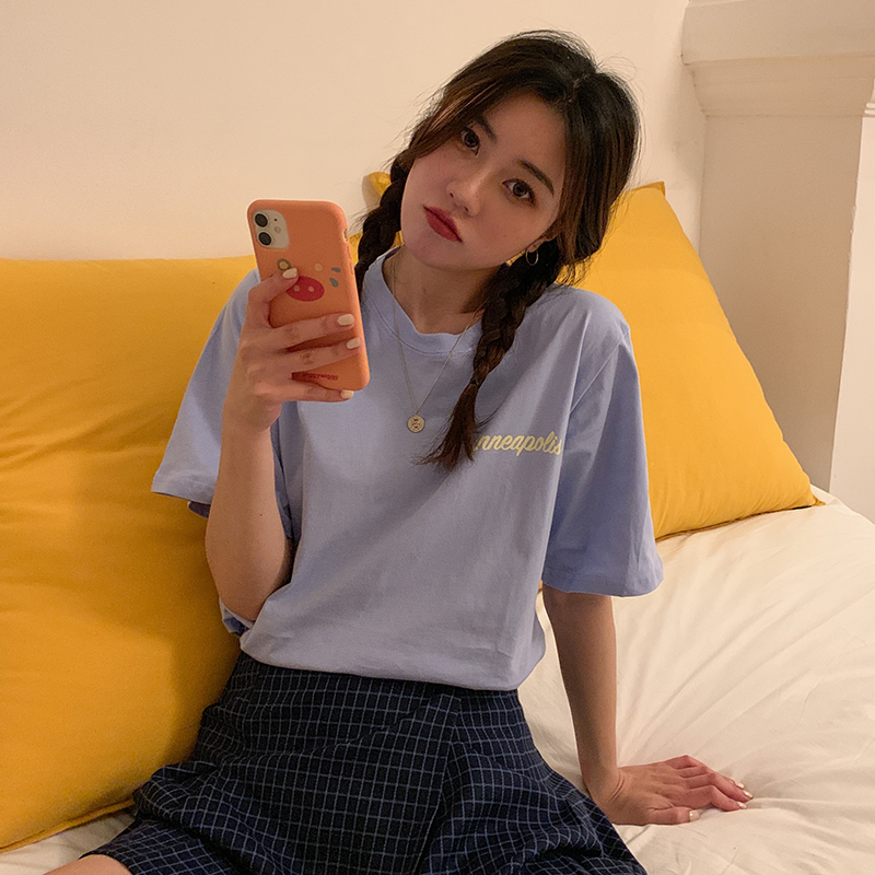 Real shot of letter printed short sleeve T-shirt around spring and summer 2020