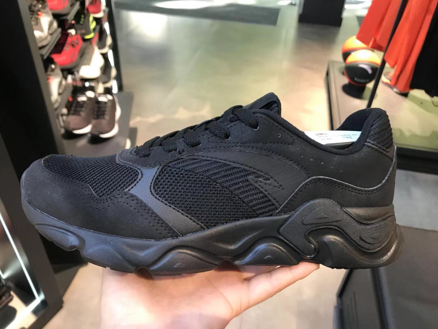 新款男士跑鞋休闲旅游鞋潮