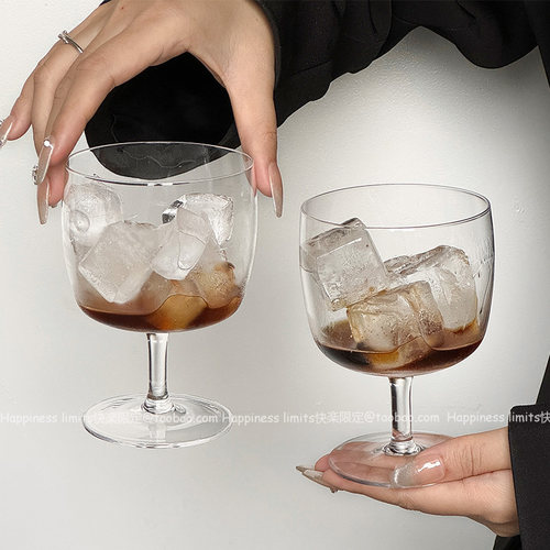 小众复古设计款胖墩玻璃高脚杯