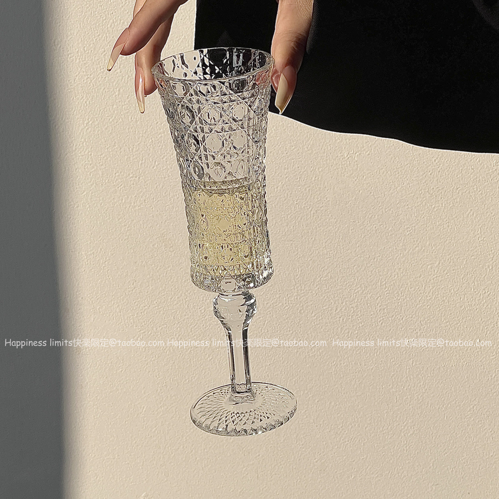 小众复古ins风宝石纹浮雕高脚杯高颜值玻璃杯香槟杯红酒杯法式杯,餐饮具,甜酒/香槟杯,淘宝优惠券,粉丝福利购,淘宝优惠卷