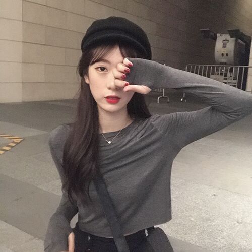 高腰露脐小心机修身风性感t恤