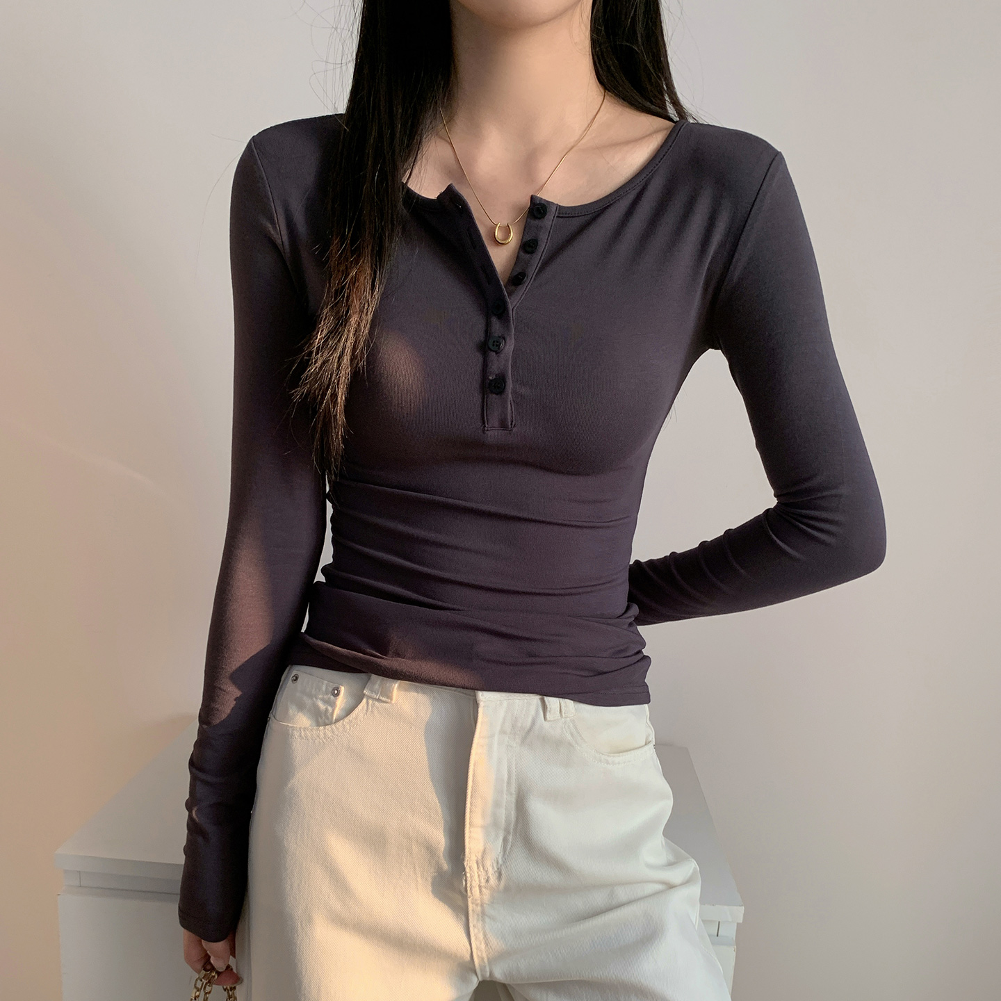 2025秋冬季正肩排扣打底衫女半开领修身美式内搭上衣简约长袖T恤