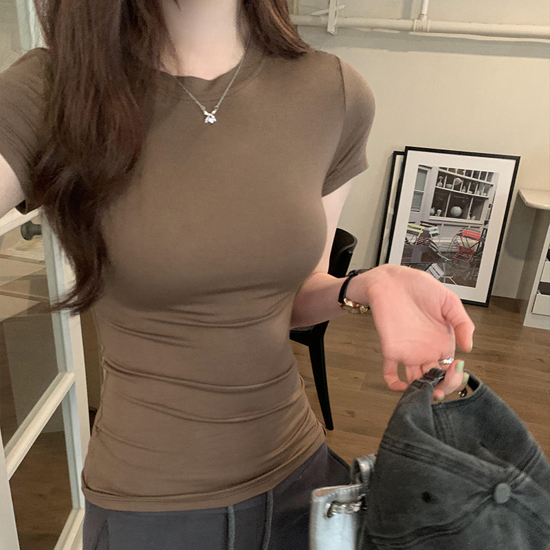 欧货咖色圆领短袖打底衫T恤女2025春夏新款修身显瘦休闲绝美上衣