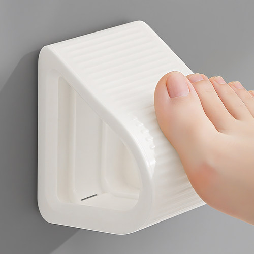 淋浴间脚撑洗澡不弯腰