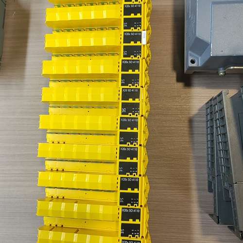 (议价）贝加莱X20c SO 4110安全模块 黄色外壳 黑色面板