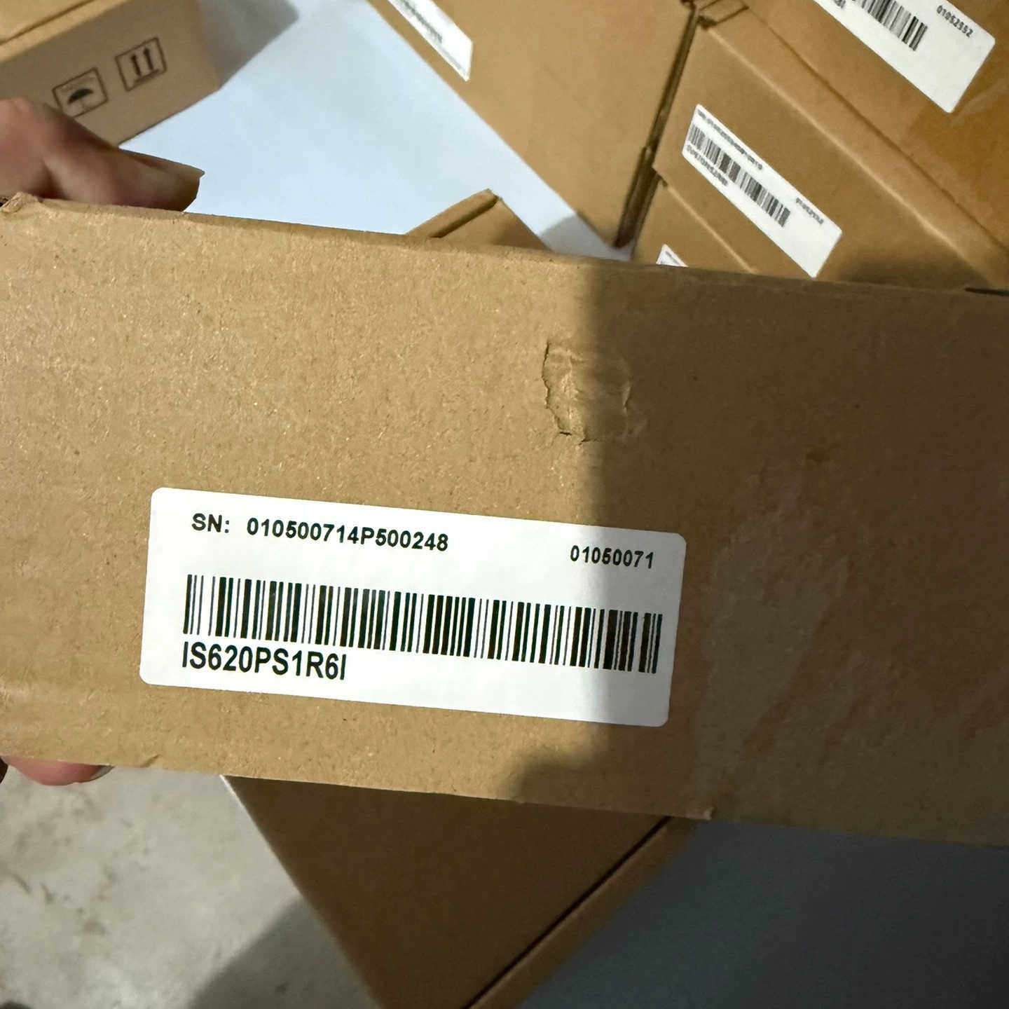#控制器  汇川驱动器 IS620PS1R6I，原包装盒议价