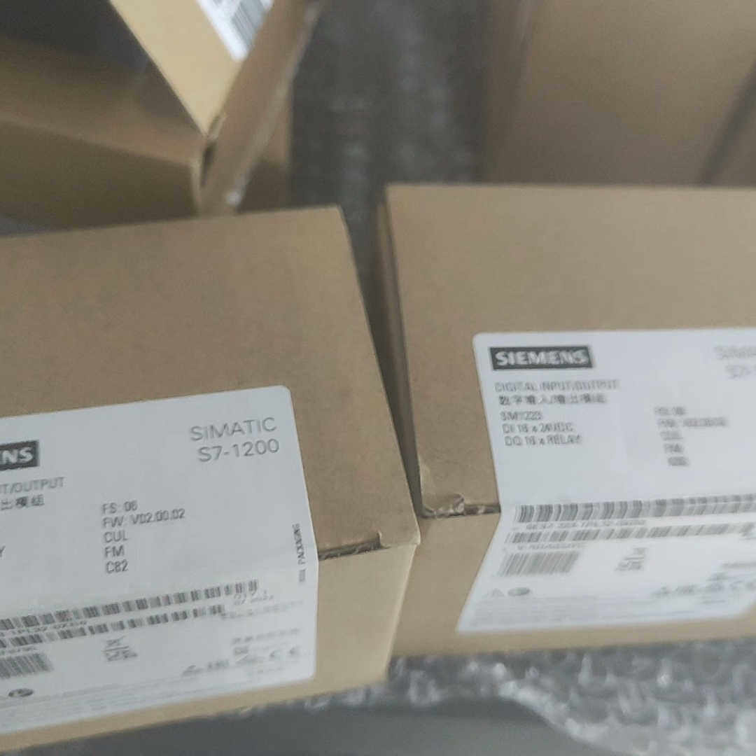 模块 6ES7223-1PL32-0XB0 正议价