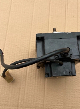 【议价】安川伺服电机 SGMP-06AFTF11，拆机拆下来的，成色