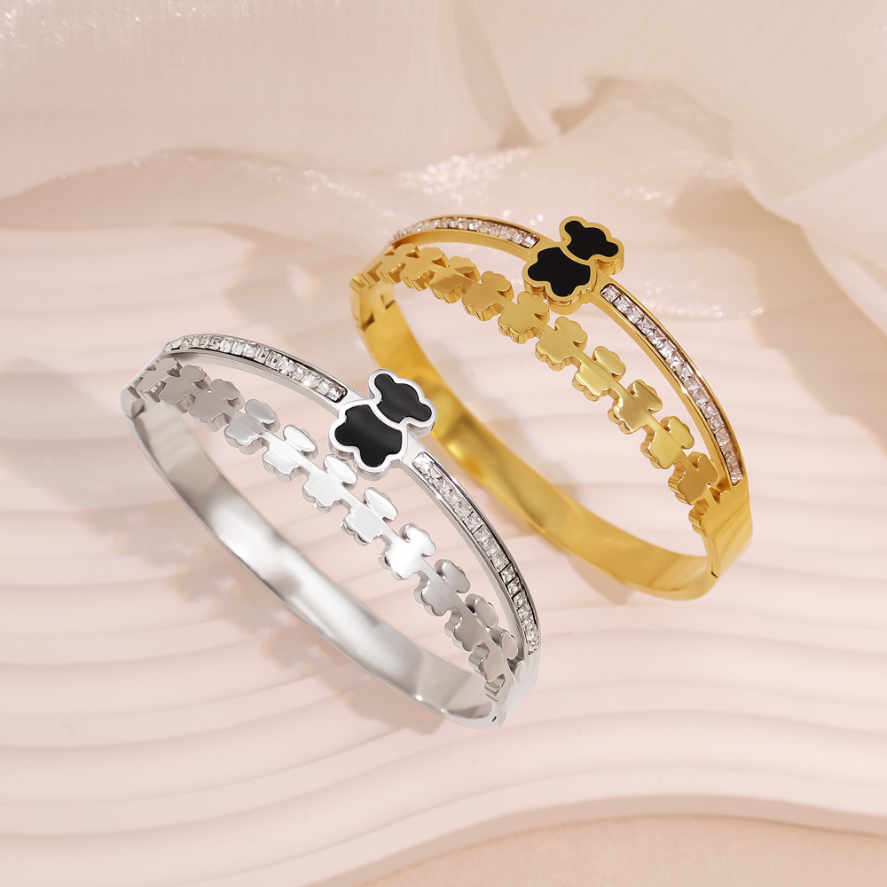 NVOXS原创设计小熊镶钻手镯