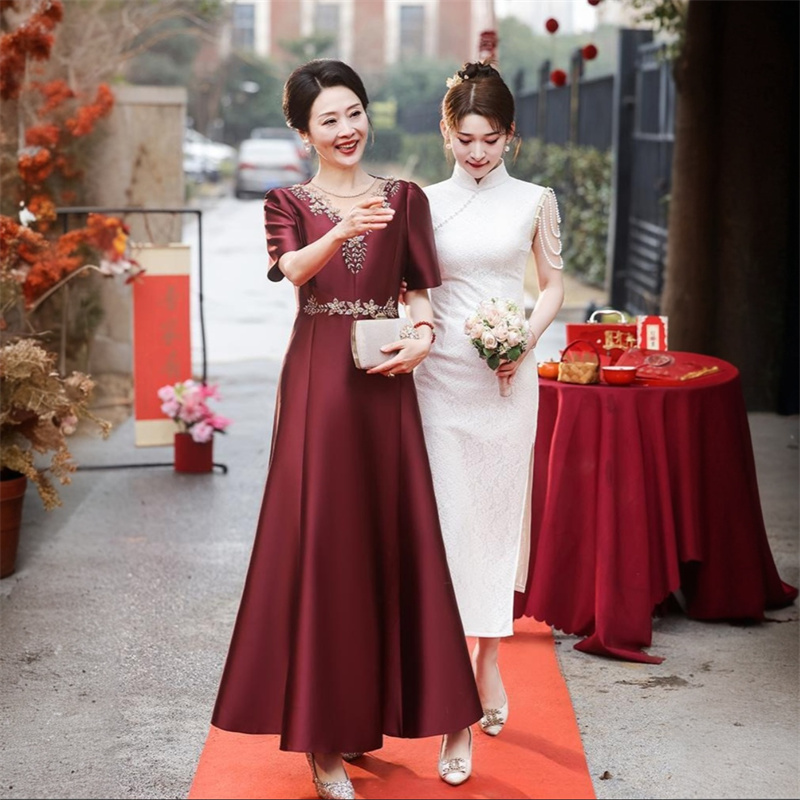 气质妈妈装高贵结婚旗袍喜婆婆婚宴敬酒服时尚洋气礼服长款连衣裙