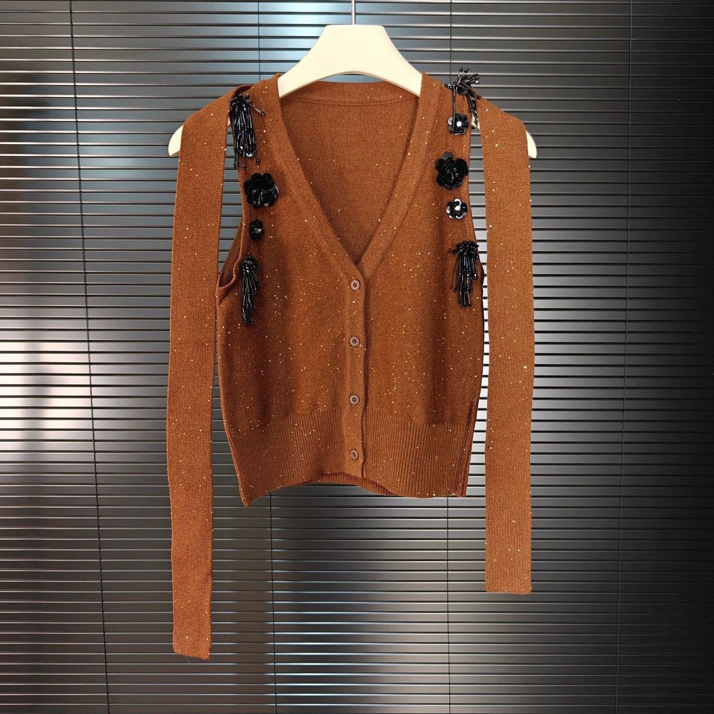 名媛气质吊带背心女烫钻钉珠花朵配飘带小众v领无袖针织开衫马甲