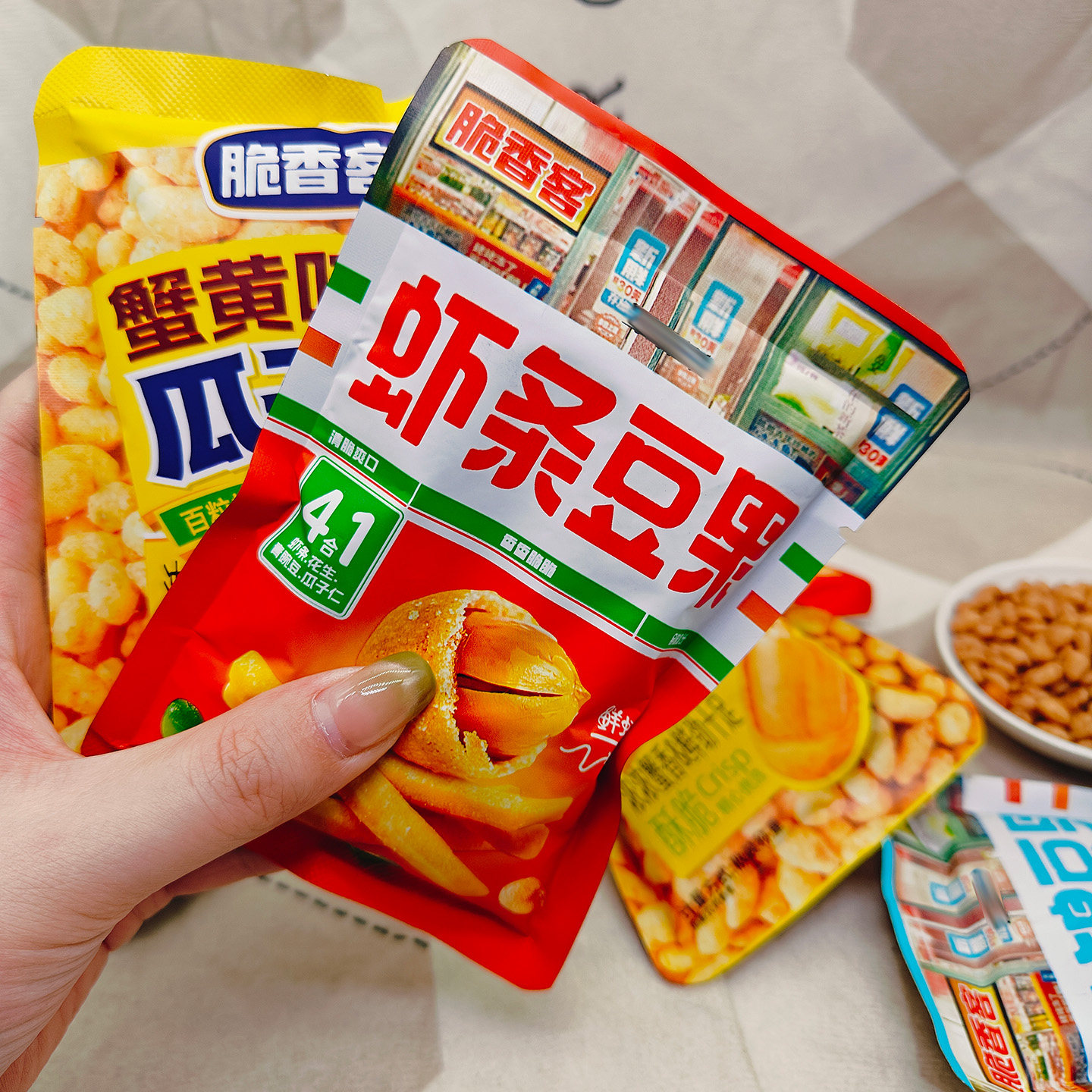 脆香客什锦虾条豆果蟹黄味瓜子仁