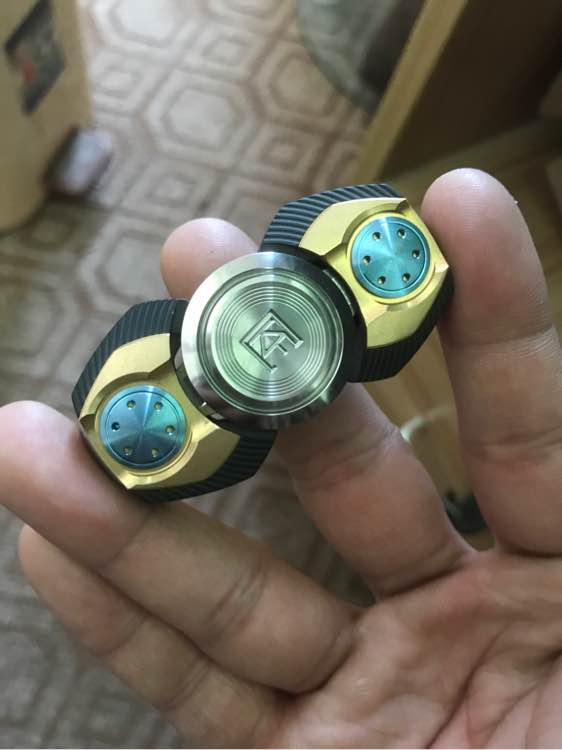 Finger spinner - Ref 2615889 Image 3