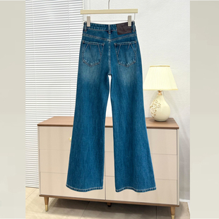 不贴腿微喇叭裤 型超好看 女高腰显瘦 女阔腿宽松版 ISMX早春牛仔裤