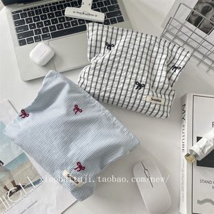 小白兔几格纹蓝色系刺绣小花化妆包女口红收纳包气垫补妆袋收纳袋