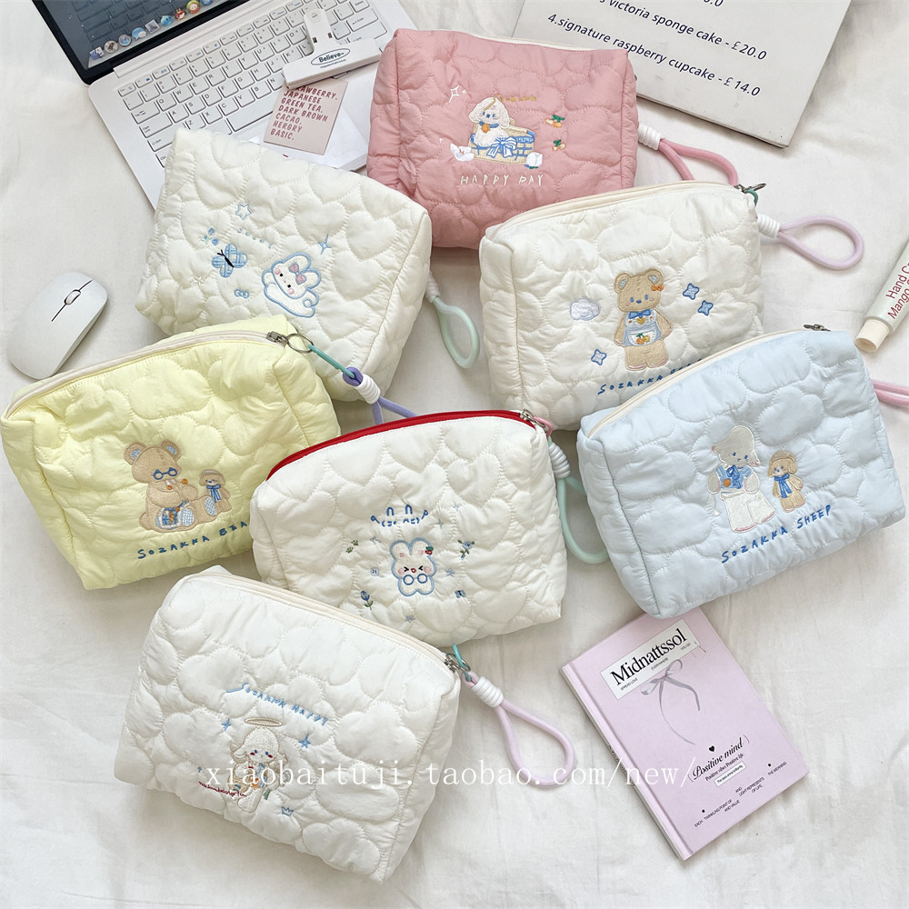 小白兔几 卡通可爱手拿化妆包女便携式大容量洗漱品护肤品收纳袋,箱包皮具/热销女包/男包,手拿包,淘宝优惠券,粉丝福利购,淘宝优惠卷