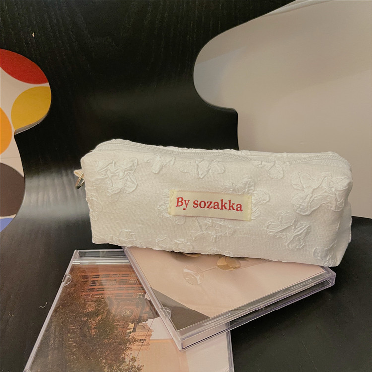 小白兔几 日系小众文艺小清新笔袋花朵学生大容量铅笔文具收纳袋