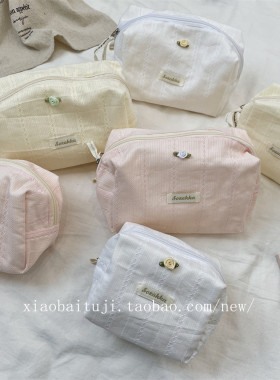 小白兔几新款玫瑰花化妆包大容量护肤品收纳包旅行洗漱用品化妆袋