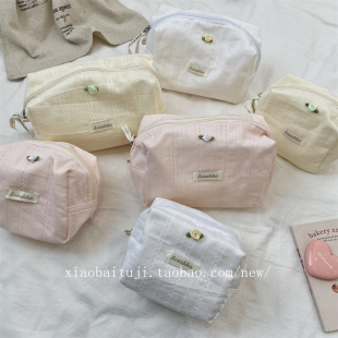 小白兔几新款玫瑰花化妆包大容量护肤品收纳包旅行洗漱用品化妆袋