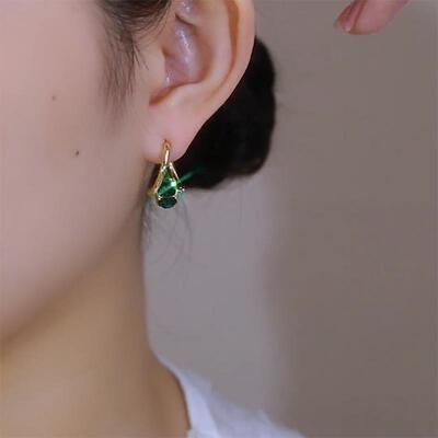 可转动绿色锆石耳环女夏轻奢一克拉时来运转耳扣网红气质翠华耳饰
