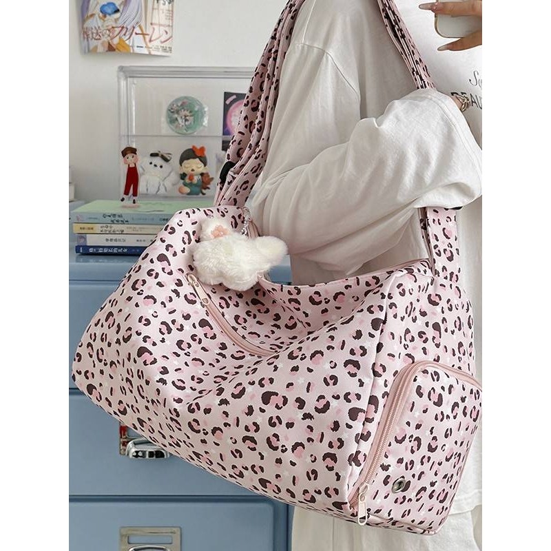 官方品牌韩版秋冬新款女生高颜值斜挎包奶牛可爱风清纯少女百搭轻,箱包皮具/热销女包/男包,托特包,淘宝优惠券,粉丝福利购,淘宝优惠卷