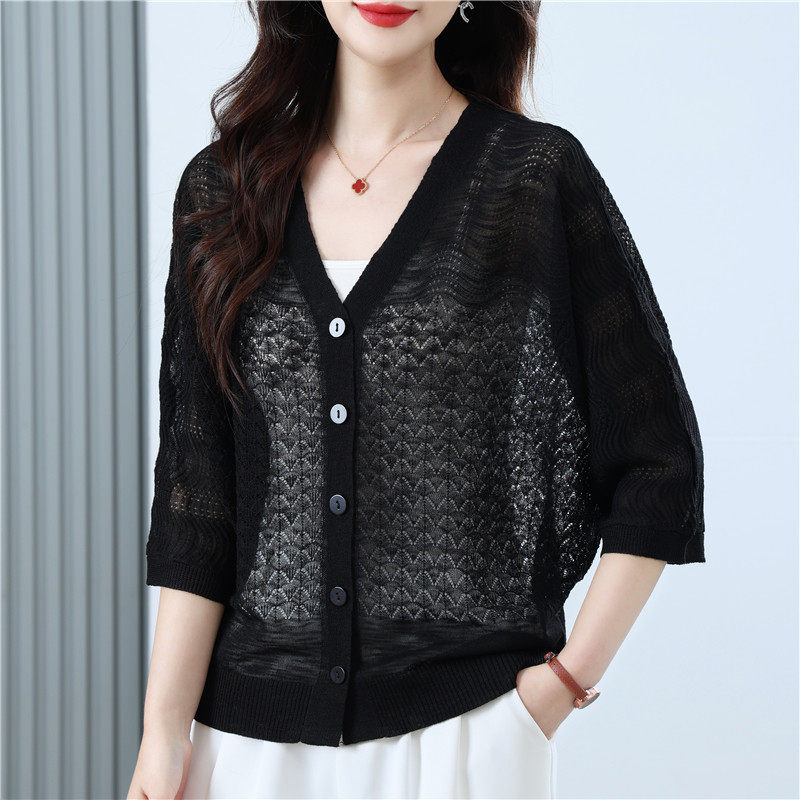黑色冰丝防晒蝙蝠袖开衫女夏薄款长袖针织衫大尺码外搭镂空防晒上