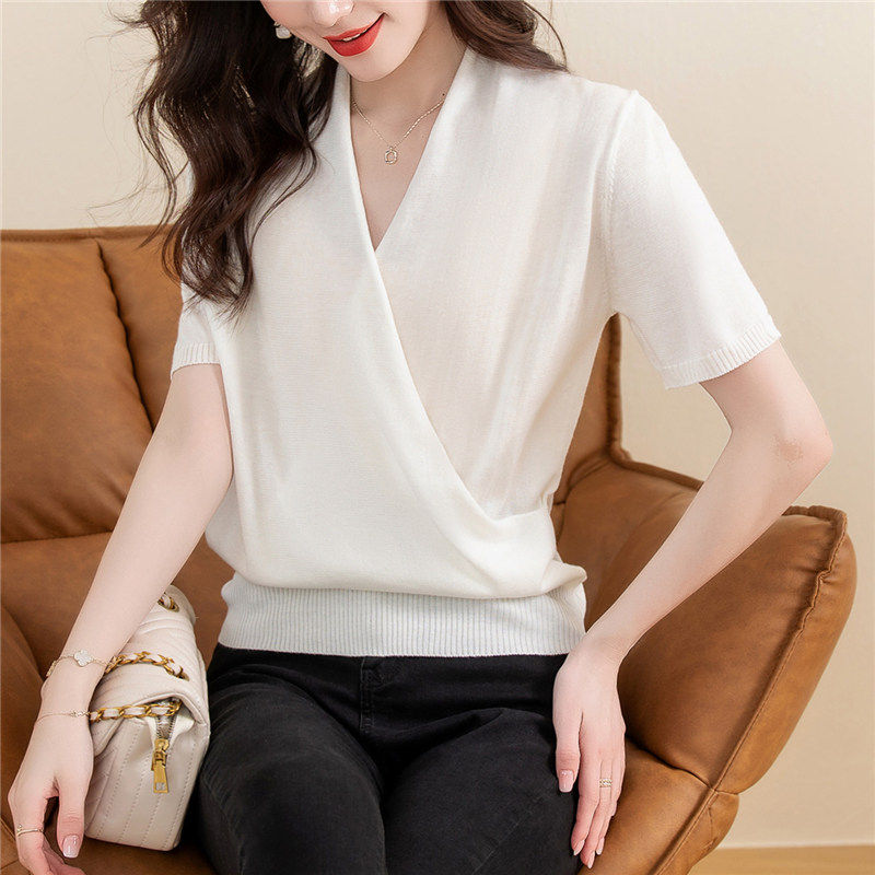 冰丝短袖白色交叉V领t恤女2025新款夏装高级感针织衫上衣短款体恤