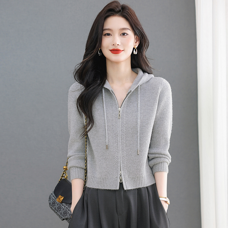 2025春秋新款连帽卫衣针织开衫女外搭拉链短款小个子毛衣外套上衣