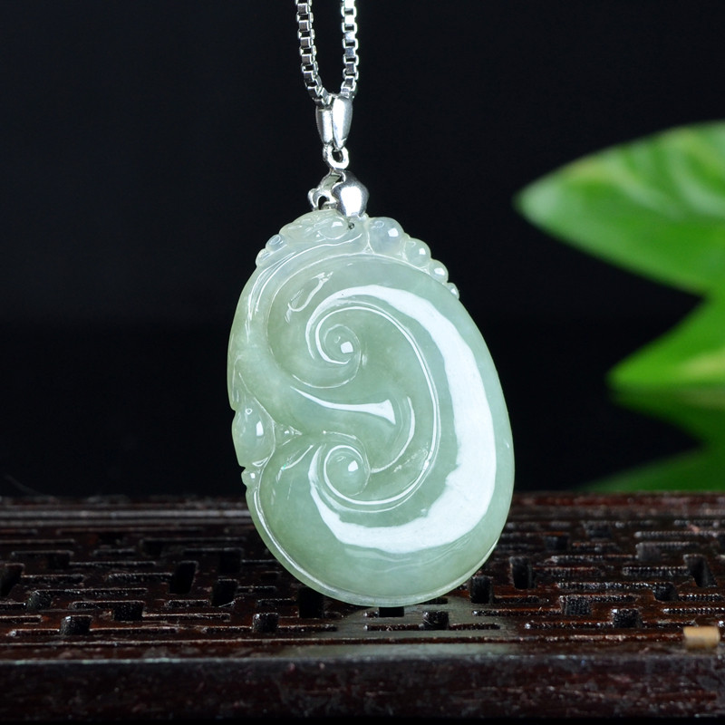 天然a货翡翠如意挂件缅甸玉如意吊坠女朋友款玉佩项链生日礼物