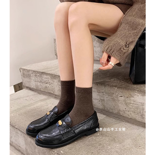 复古英伦风乐福鞋女2025秋新款真皮复古金币圆头平底百搭舒适单鞋