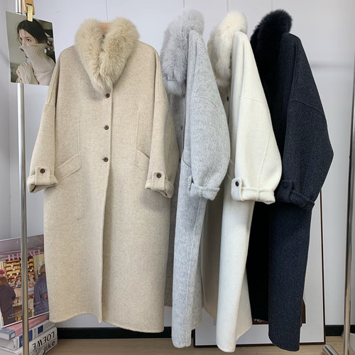 气质款！狐狸毛围巾羊毛大衣