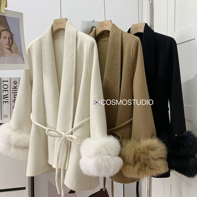 好美！大翻领狐狸毛羊绒外套