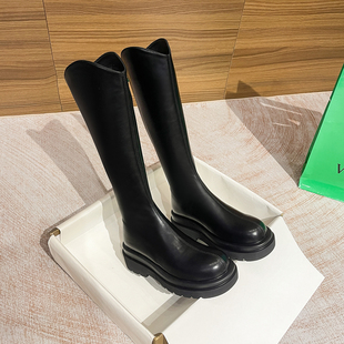 六点大叔小筒围长筒靴v口2023秋新款 不过膝加绒厚底长靴女骑士靴