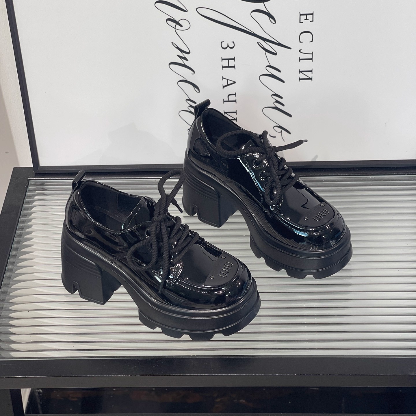 显瘦黑色休闲日常复古厚底英伦风