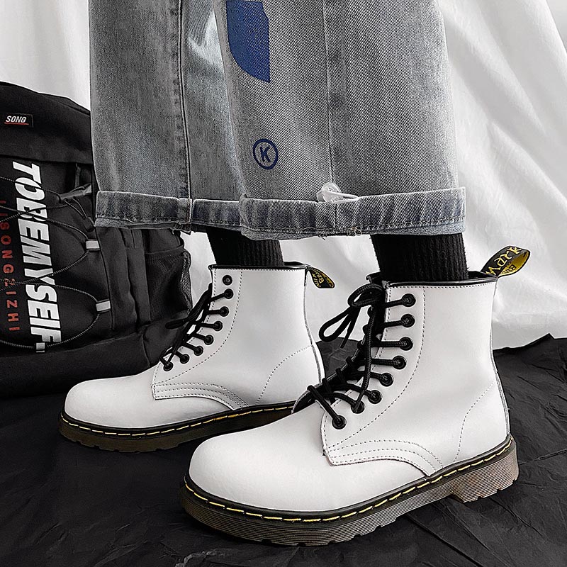 英伦新款时尚高帮工装靴l中性林弯弯潮男皮靴百搭白色马丁靴