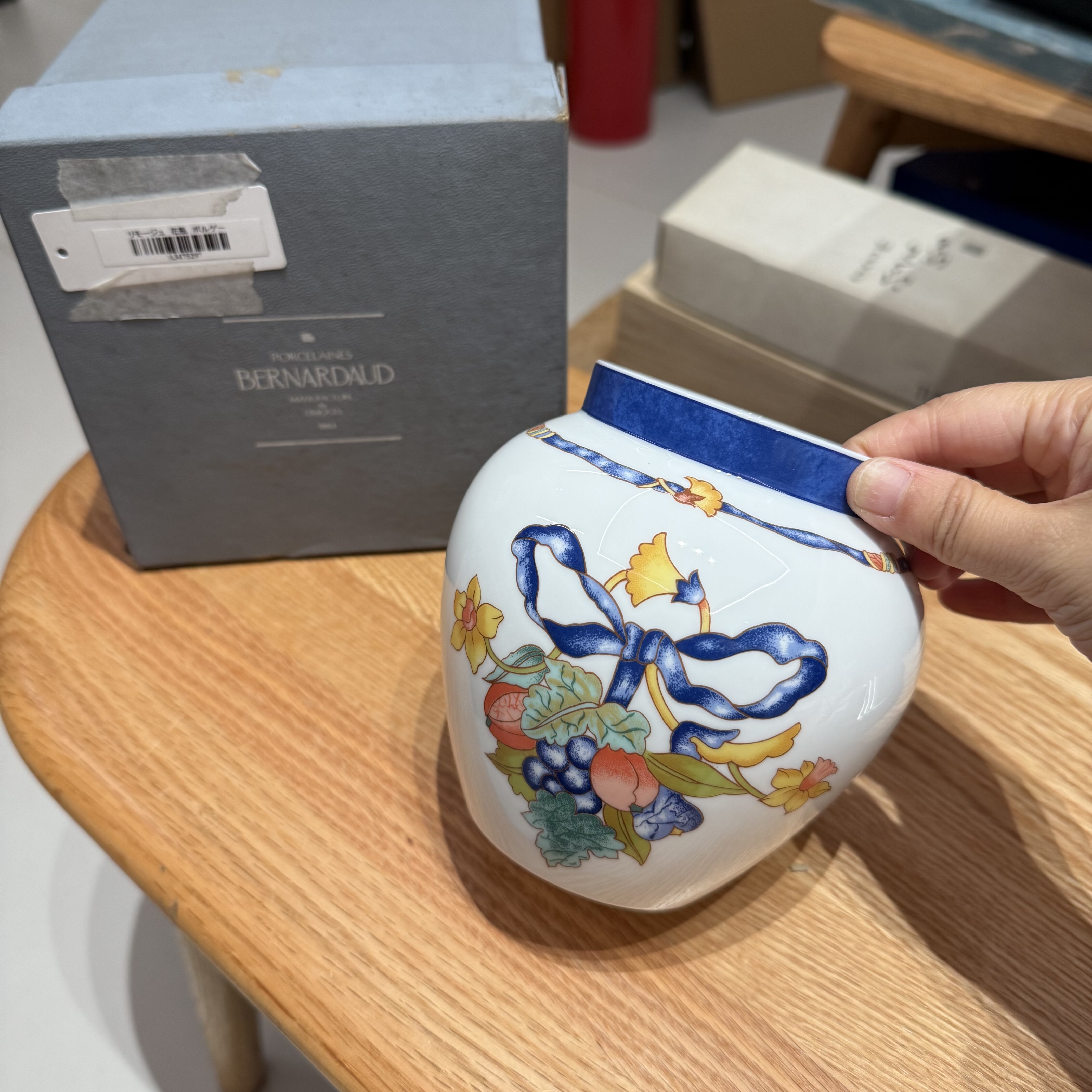 法国中古Limoges利摩日蝴蝶结柏图系列花瓶12cm 原盒全新