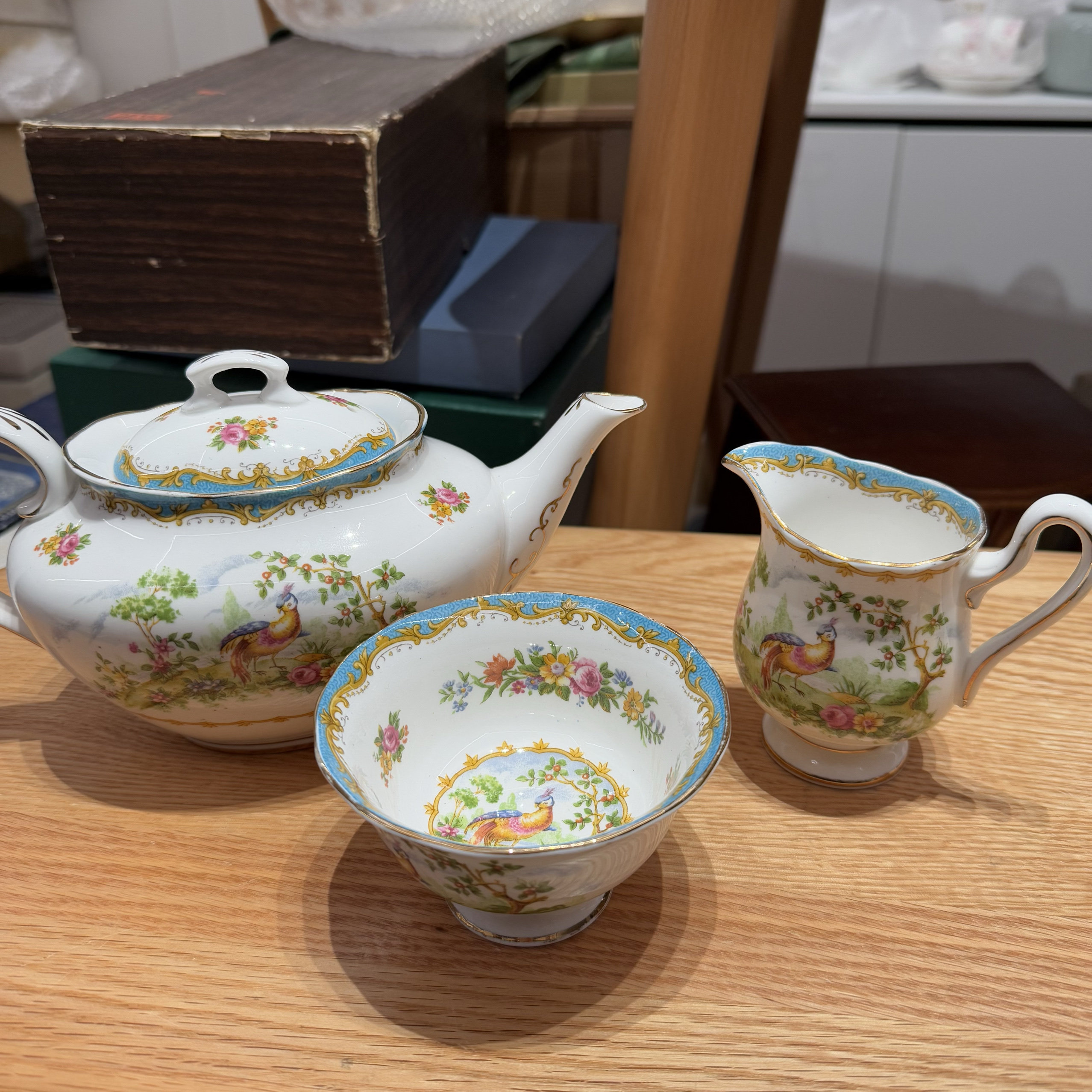 英国Royal Albert皇家阿尔伯特Chelsea Bird骨瓷咖啡杯碟壶 1930s
