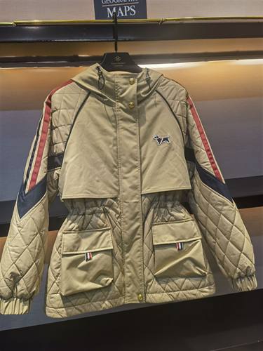 CocoHerben2024冬季新品时尚港风、复古新款加厚派克服外套LY4831