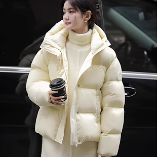 2025冬装新款 防水抗风女小个子连帽羽绒服白鸭绒短款面包服外套