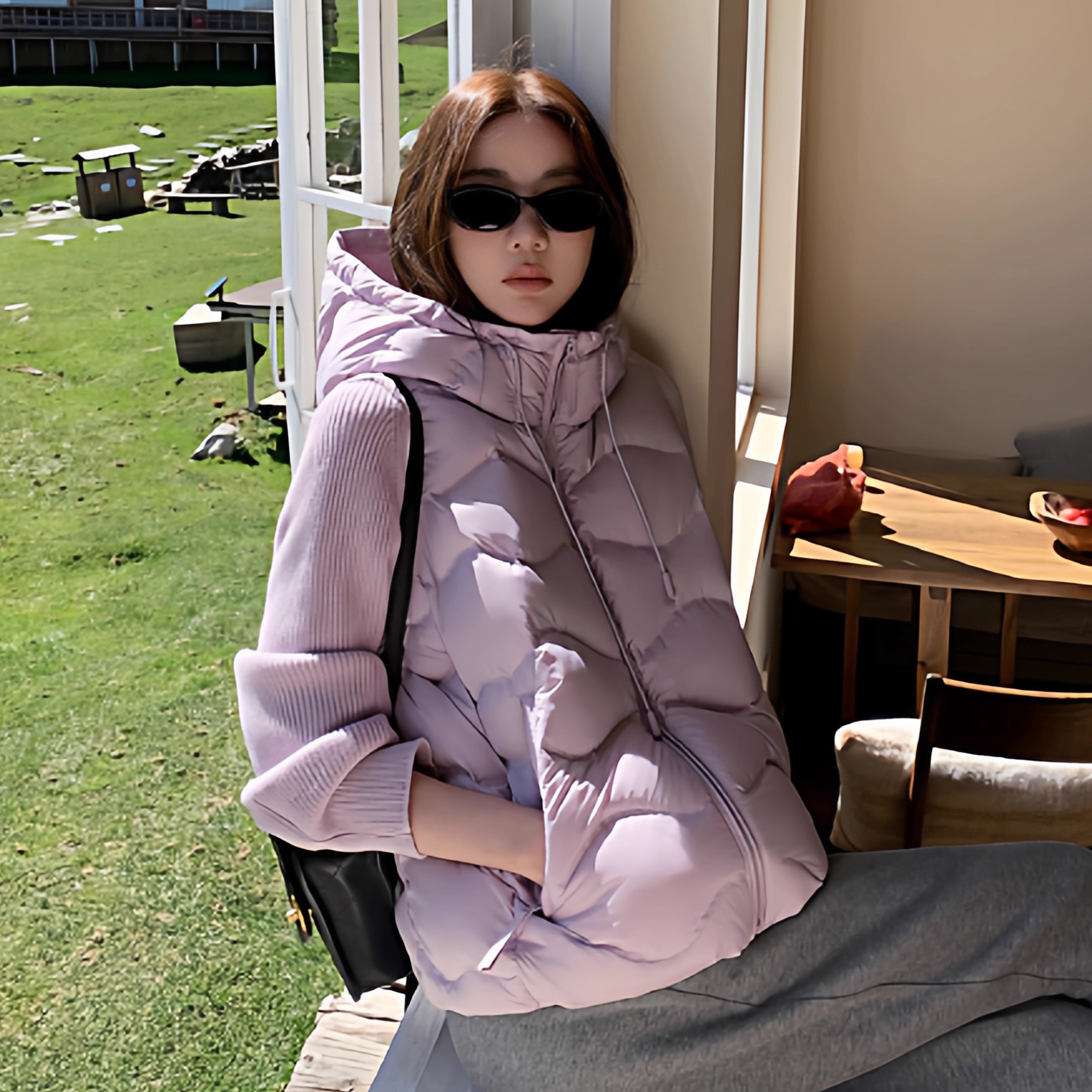 张贝贝同款新国标90白鸭绒女减龄保暖针织袖拼接轻户外连帽羽绒服