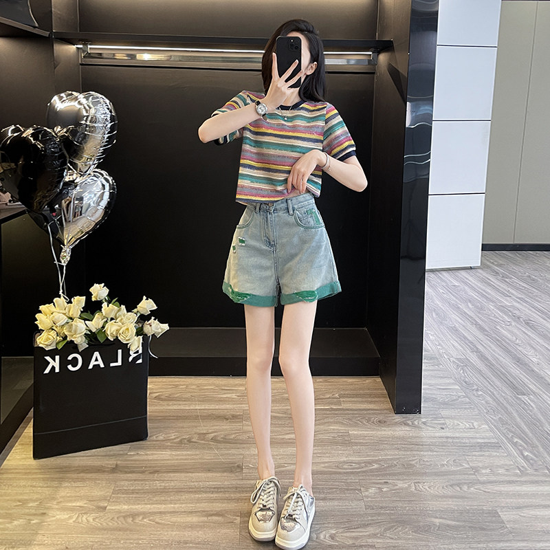 小个子休闲套装女夏装搭配一整套条纹针织上衣搭配牛仔短裤两件套