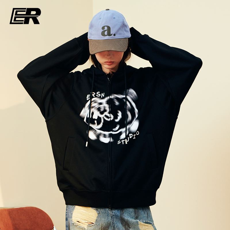 ER奔跑小羊拉链开衫连帽卫衣