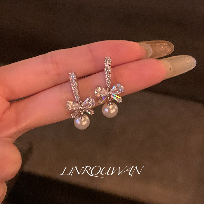 蝴蝶结珍珠耳环轻奢高级感耳饰