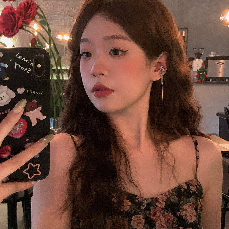 纯欲精灵蝴蝶流苏耳夹女高级感小众耳骨夹无耳洞2025年冷淡风耳饰