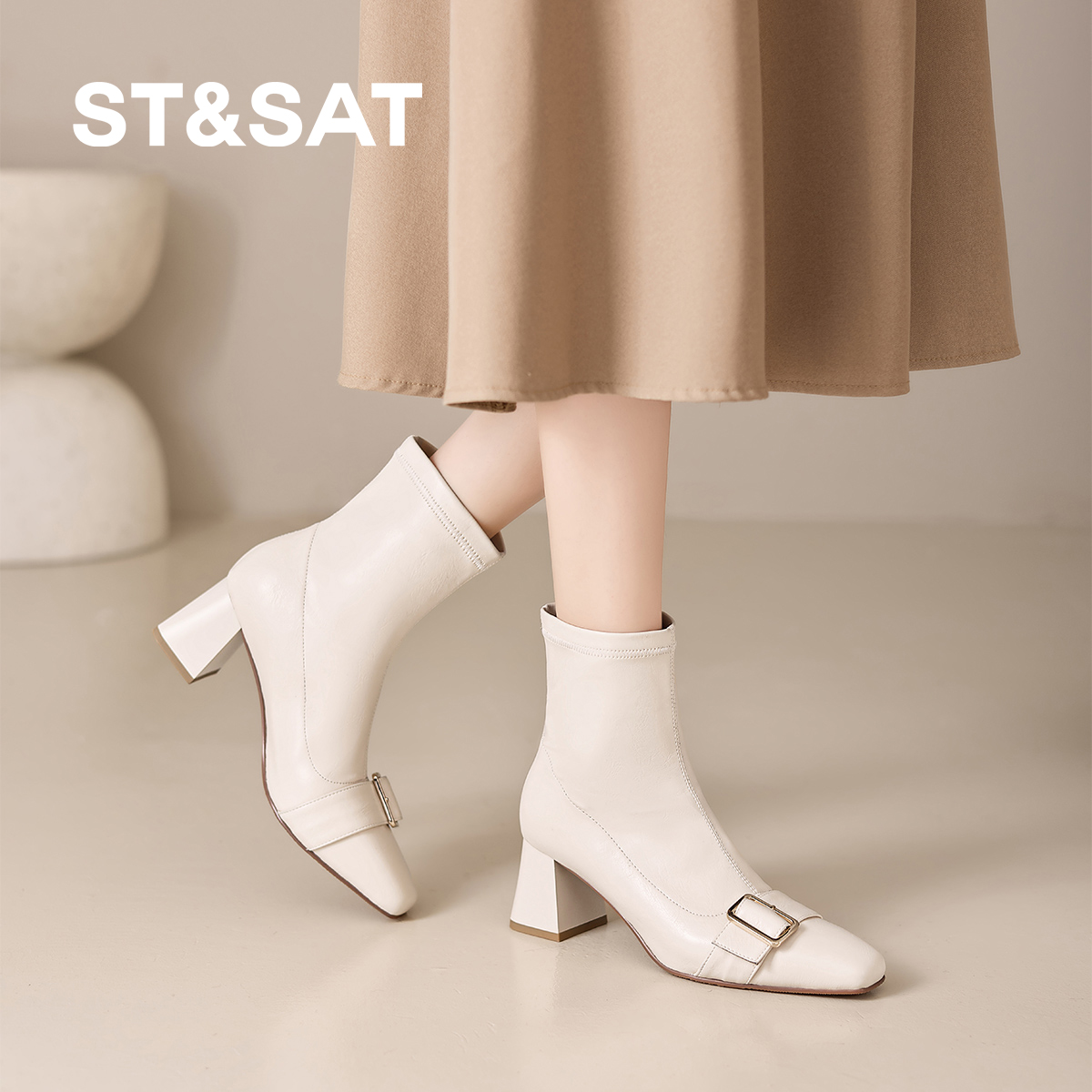 星期六2025新款法式粗跟方头瘦瘦短靴女粗跟切尔西靴高跟马丁靴