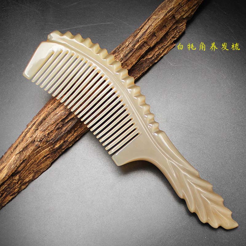 高原白牦牛角雕花护发梳子防静电家用按摩经络加厚手柄梳子手工梳