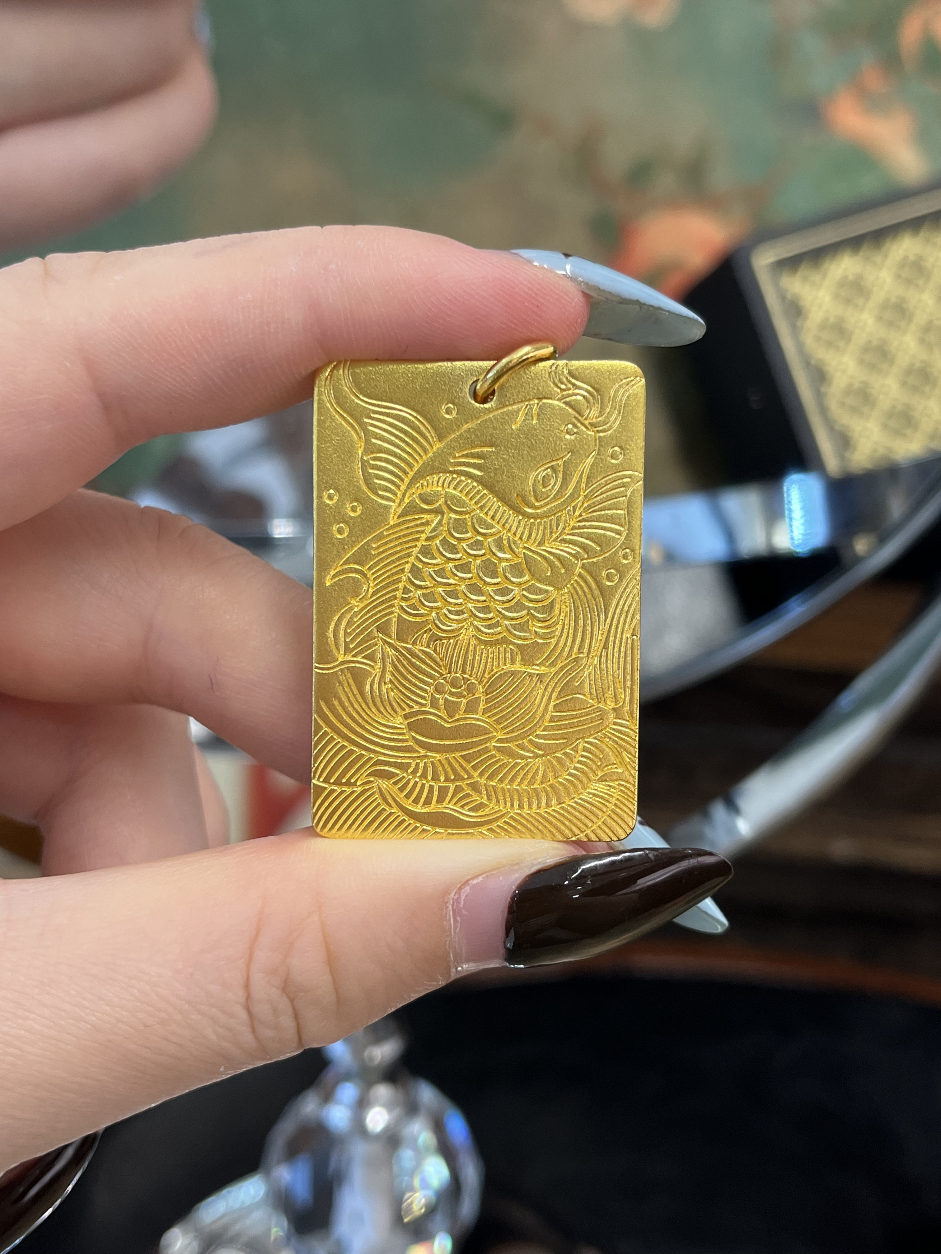 足金黄金鱼跃龙门吊坠送女友礼物