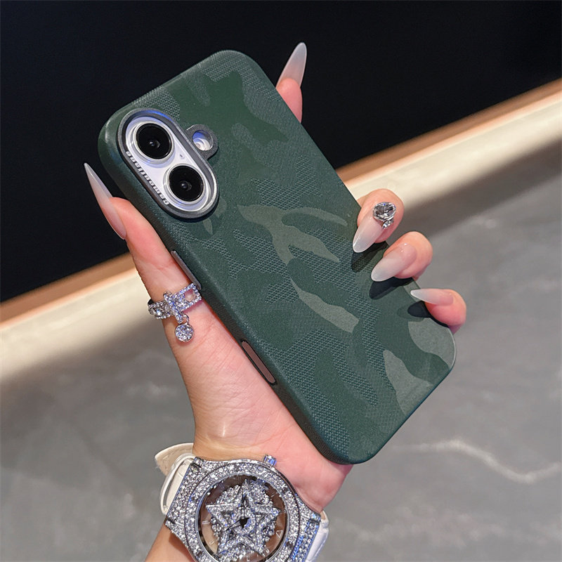 新款适用苹果16Promax手机壳迷彩素皮iphone16pro军绿色条纹ip16简约款全包16plus男款个性16PRO保护套电容键
